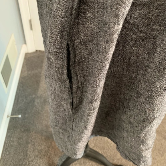 New York and Company off the shoulder linen dress. - Picture 4 of 6